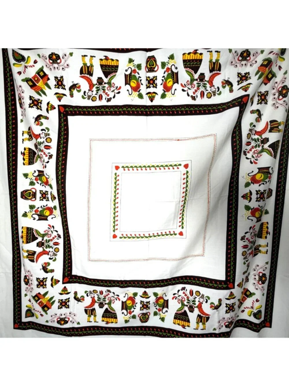Vintage Folk Art Parisian Printes Tablecloth 52